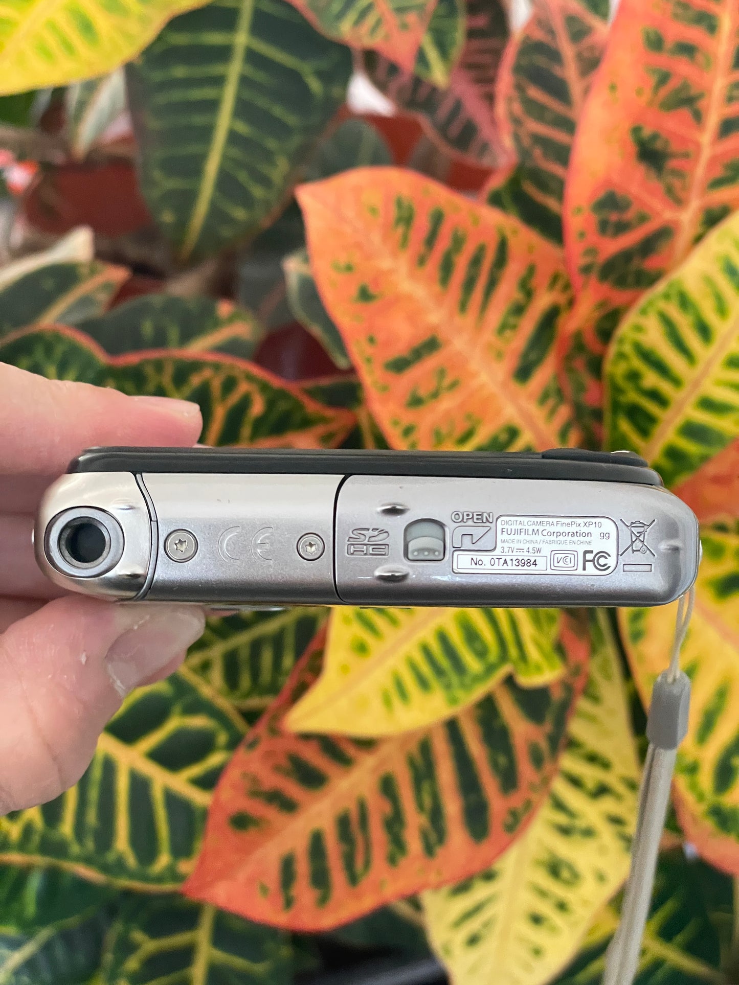 Fujifilm FinePix XP10 12.2 MP Digital Camera Bundle