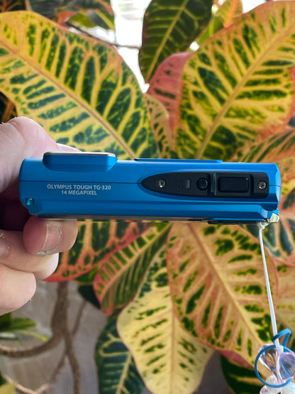 Olympus Tough TG-320 14 MP Digital Camera Bundle - Blue