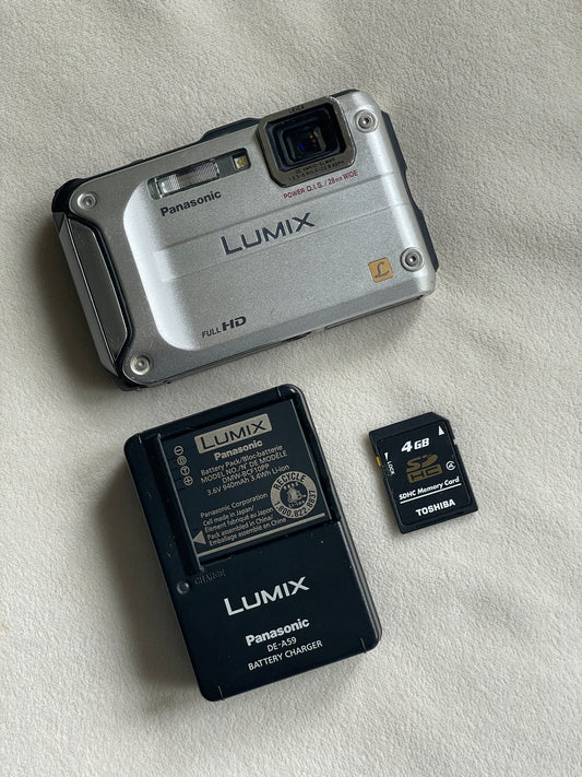 Panasonic Lumix DMC-TS3 12.1 MP Digital Camera Bundle - Silver