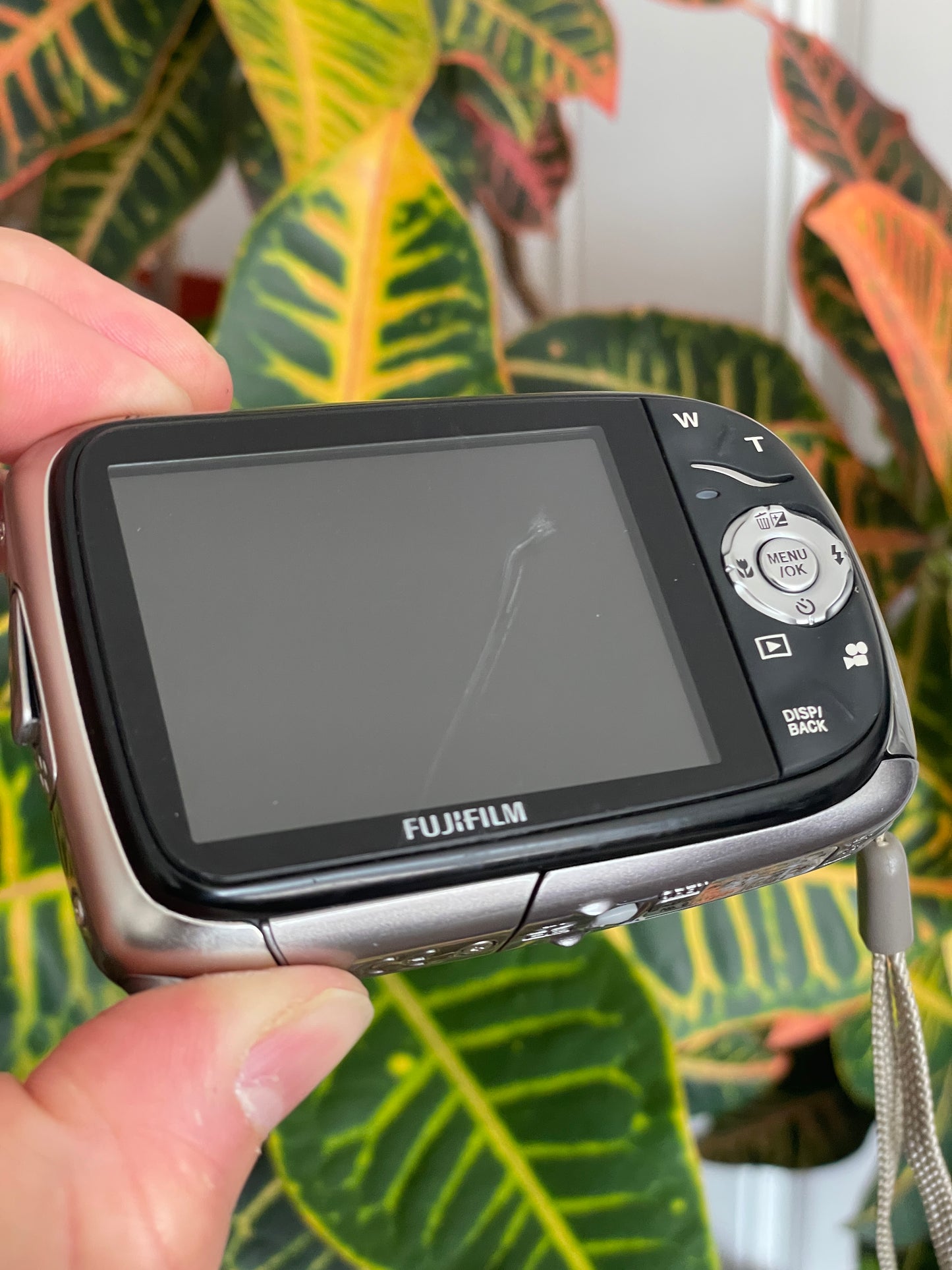 Fujifilm FinePix XP10 12.2 MP Digital Camera Bundle