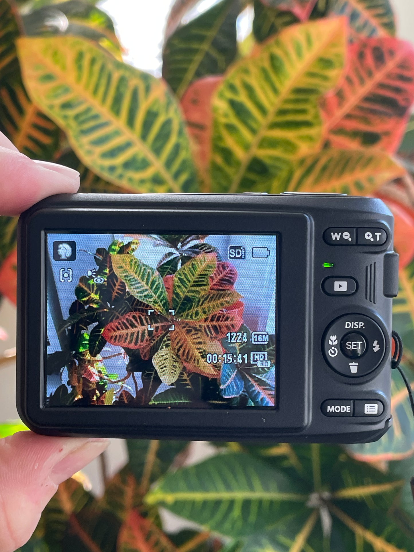 Kodak PixPro FZ43 16 MP Digital Camera Bundle - Black