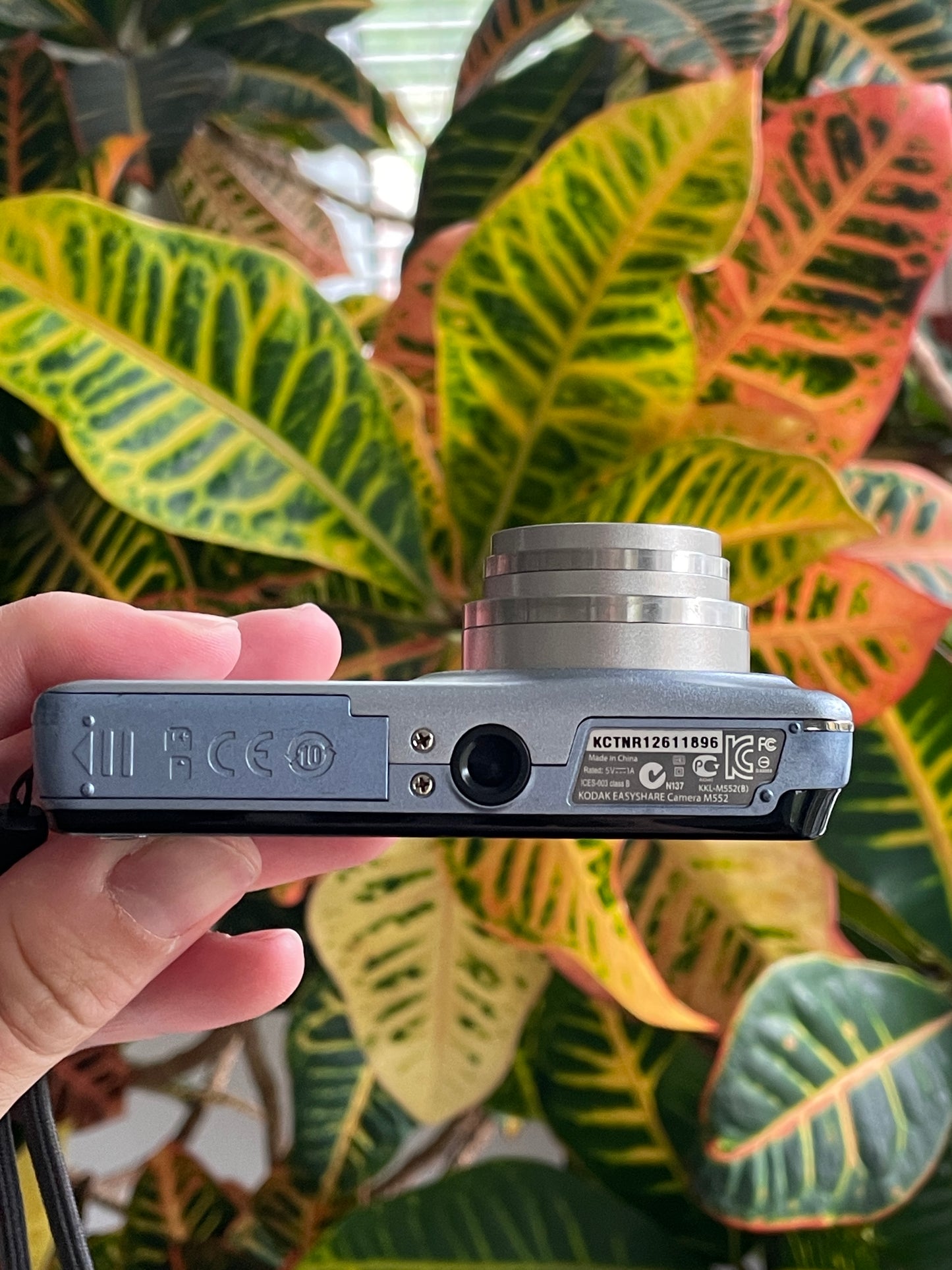 Kodak EasyShare M552 14 MP Digital Camera Bundle - Light Blue