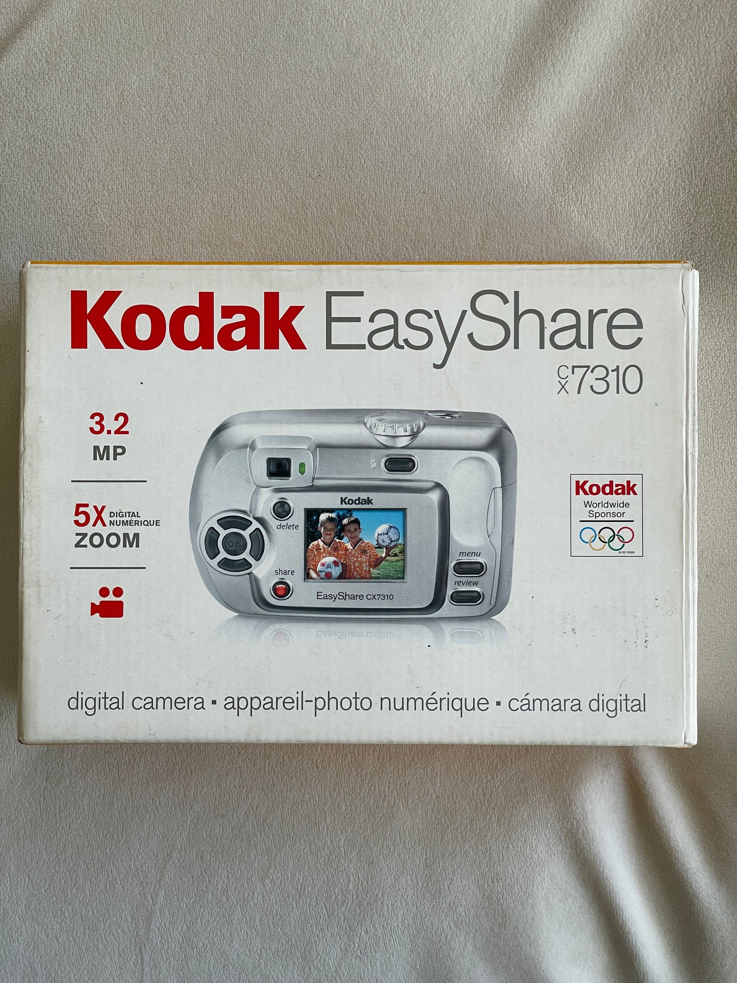 Kodak EasyShare CX7310 3.2 MP Digital Camera Bundle - Silver - In Box