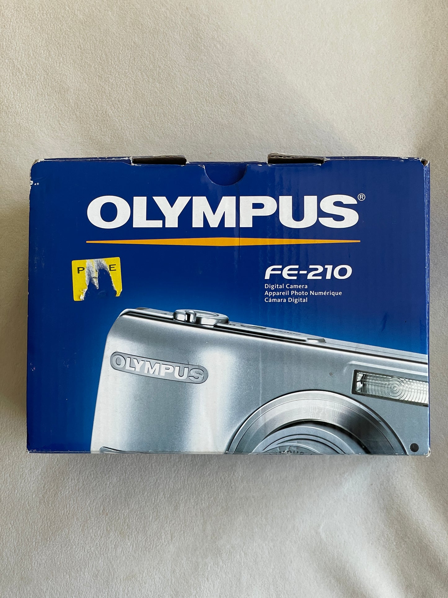 Olympus FE-210 7.1 MP Digital Camera Bundle - Silver - Complete in Box