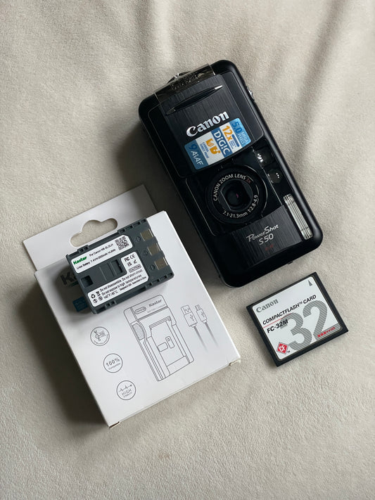 Canon PowerShot S50 5.0 MP Digital Camera Bundle - Black