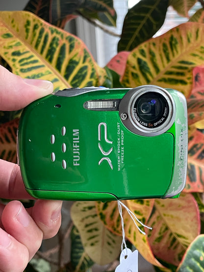 Fujifilm Finepix XP10 12.2 MP Digital Camera Bundle - Green