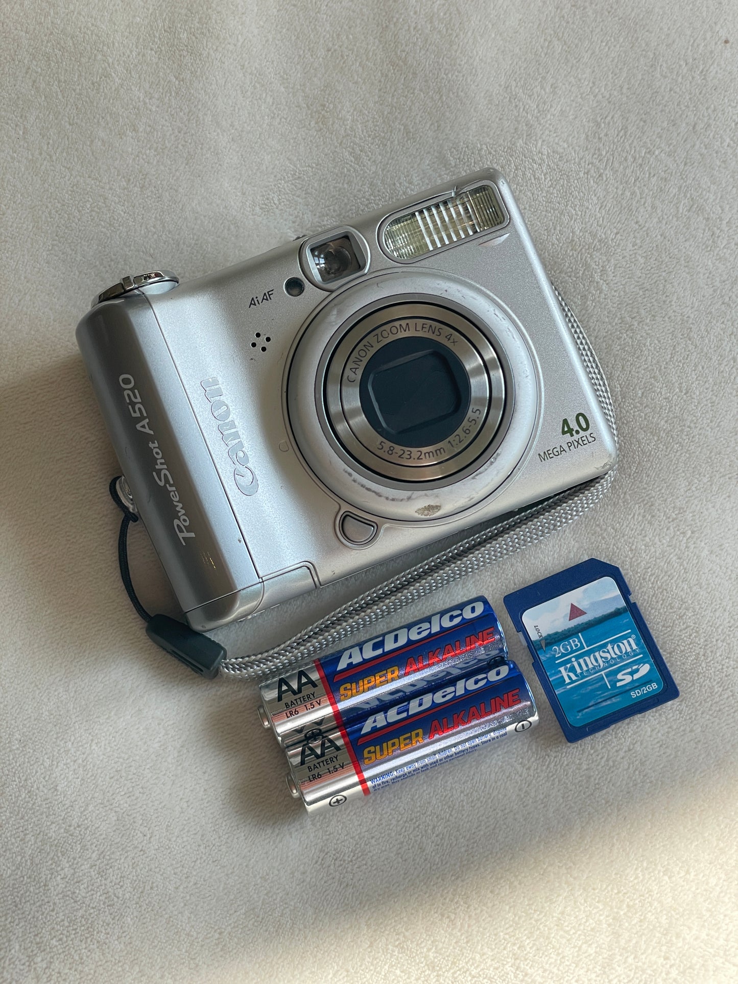Canon PowerShot A520 4.0 MP Digital Camera Bundle - Silver