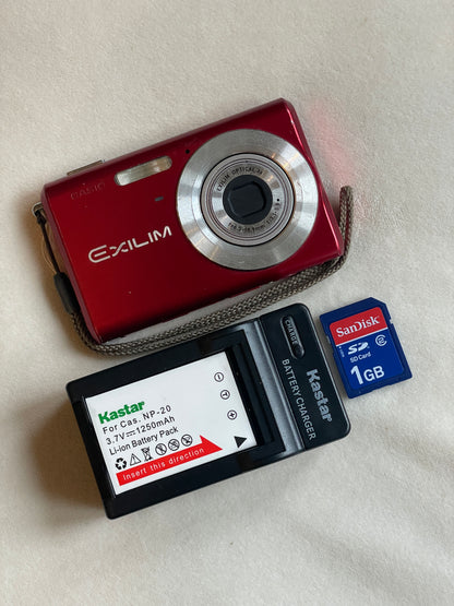 Casio Exilim EX-Z60 6.0 MP Digital Camera Bundle - Red