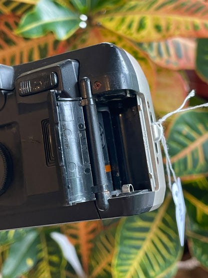 Canon SureShot 76 Zoom 35mm Film Camera Bundle - Two Tone