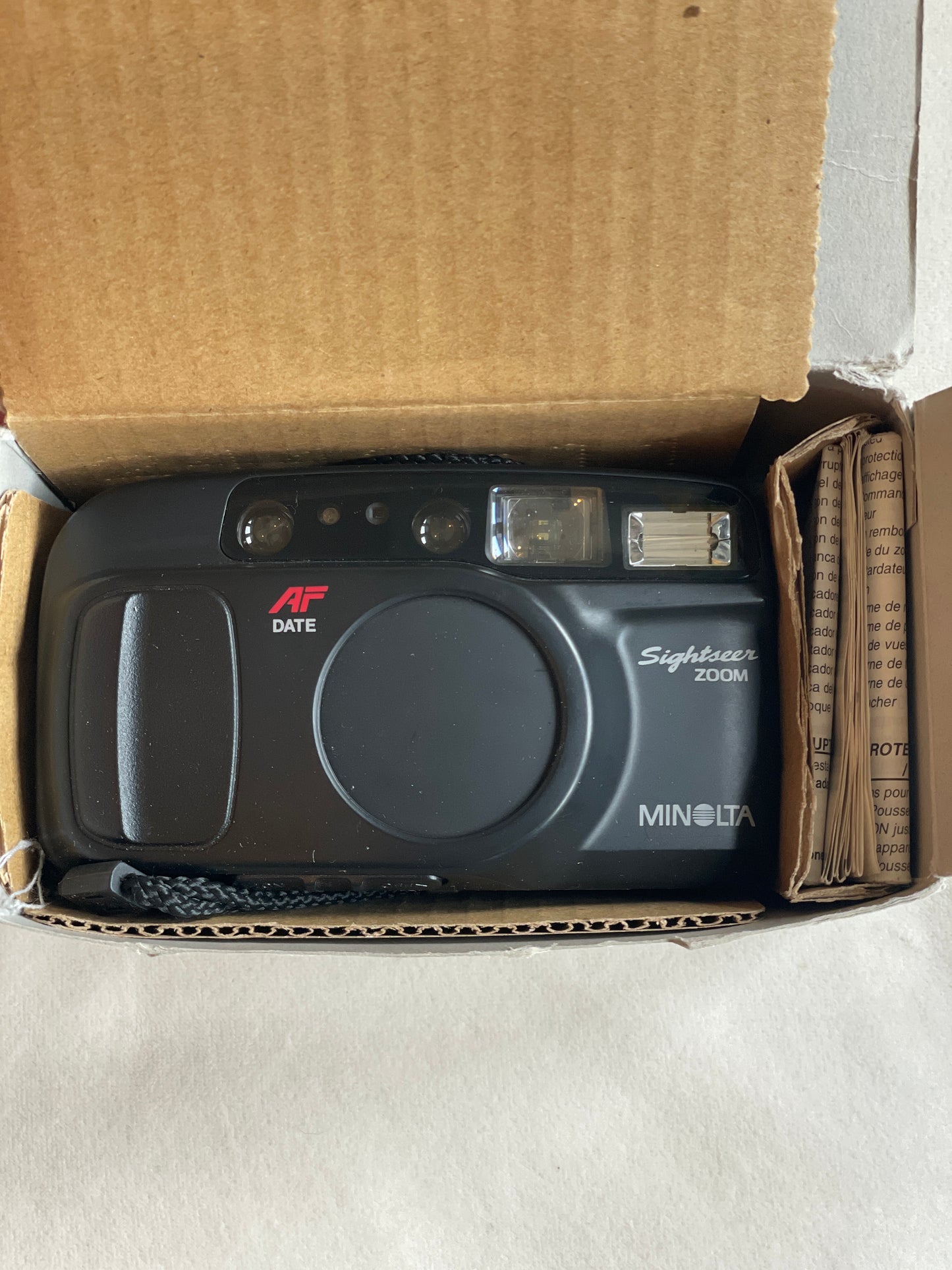 Minolta Freedom Sightseer Zoom 35mm Film Camera Bundle - In Box
