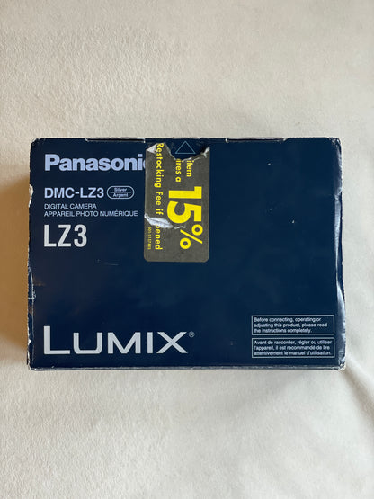 Panasonic Lumix DMC-LZ3 5.0 MP Digital Camera Bundle - Silver - In Box